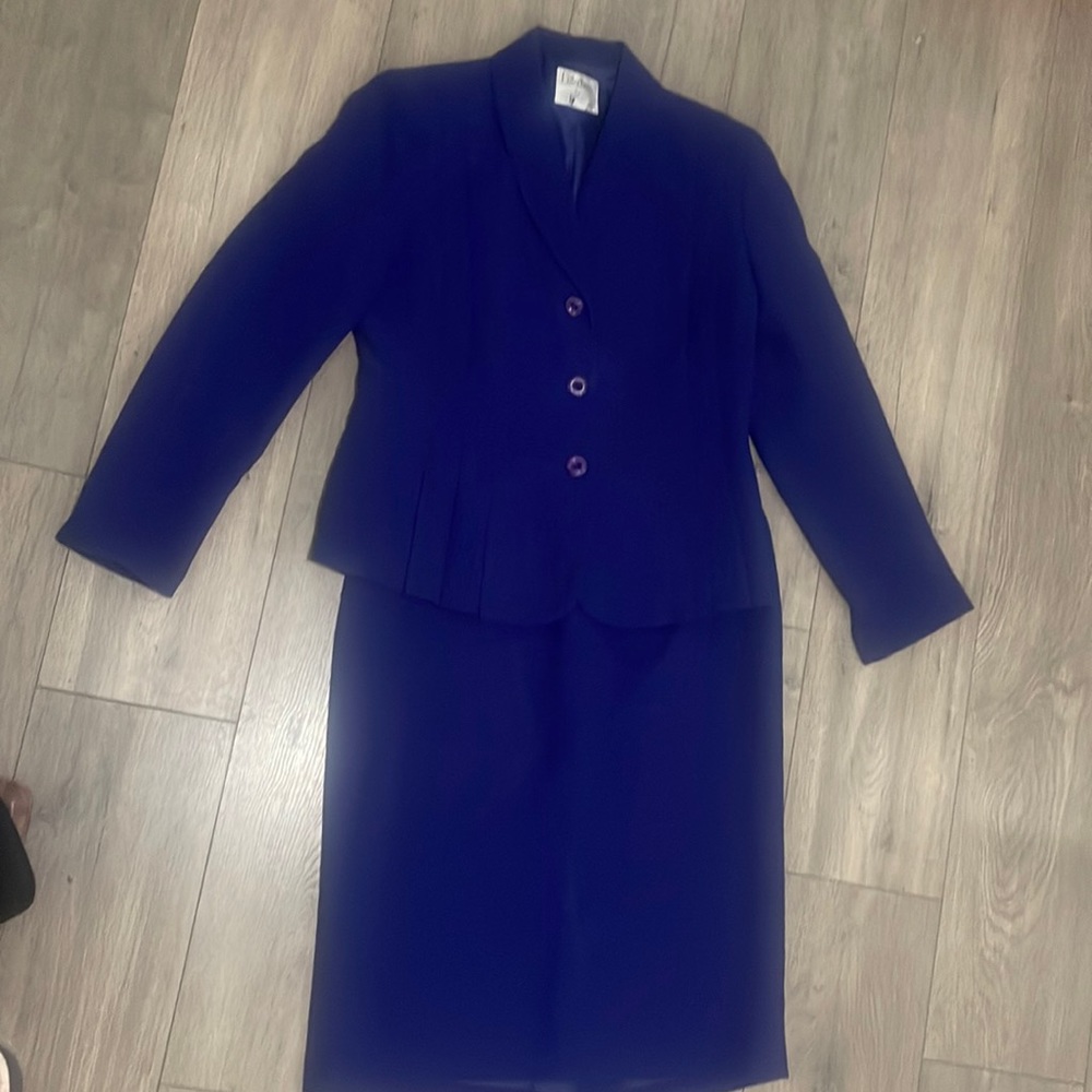 Collections for Le Suit Women Blazer and Skirt Set Blue Size 8